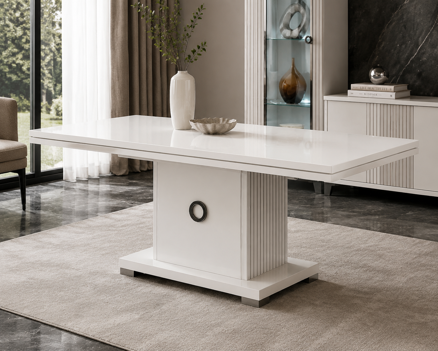 Extending dining table – Italian design with smooth extension mechanism
