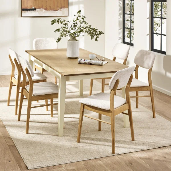 Larissa Extending Dining Table – Natural Oak Effect – Scandinavian Tapered Legs (Pre-order – May)