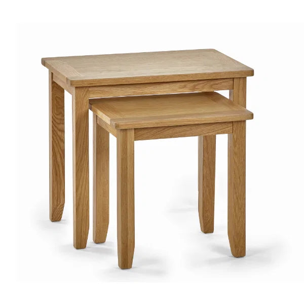 Mallory Nest of 2 Tables – Oak & White – Space-Saving Side Tables