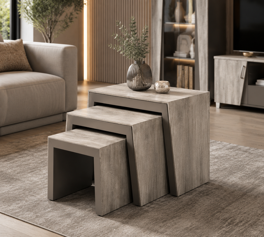 Nest of 3 Italian tables – space‑saving design, stackable or separate use

